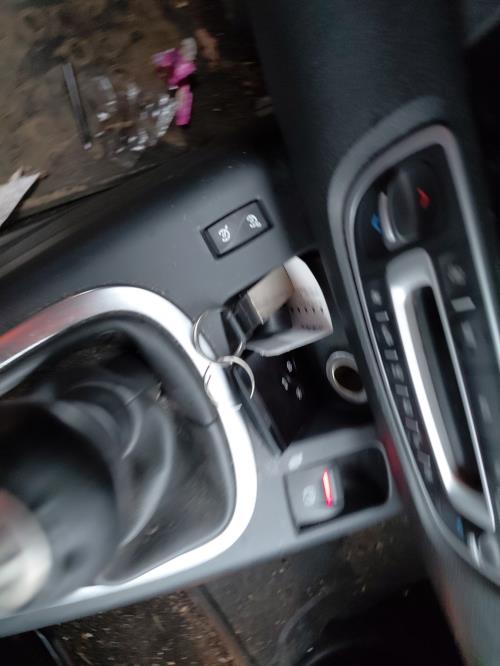 Image Interrupteur de leve vitre avant gauche - RENAULT SCENIC 3