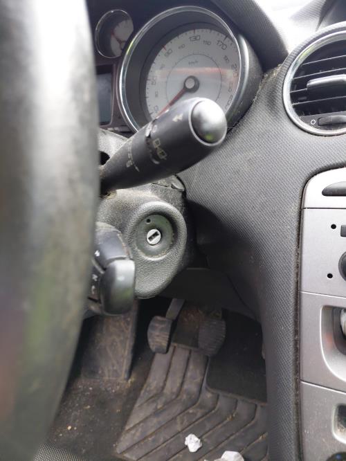 Image Boitier servitude moteur (BSM) - PEUGEOT 308 1