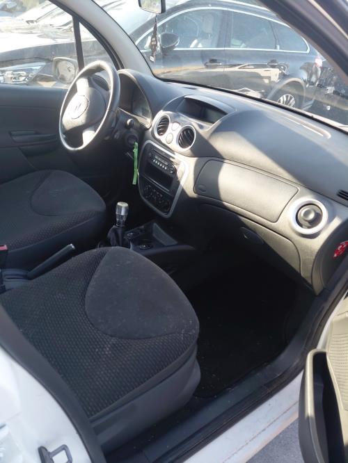 Image Feu arriere principal gauche (feux) - CITROEN C3 1