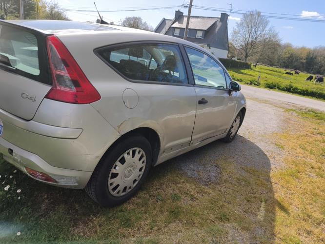 Image Porte avant gauche - CITROEN C4 1