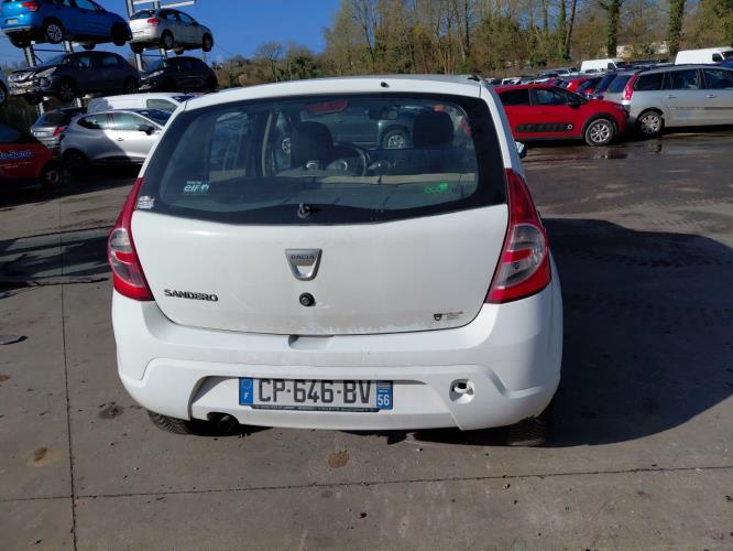 Image Feu arriere principal gauche (feux) - DACIA SANDERO 1