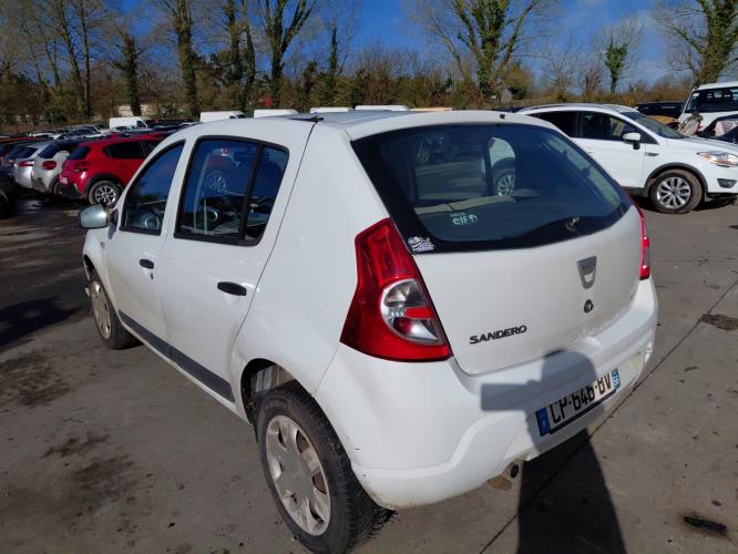 Image Feu arriere principal gauche (feux) - DACIA SANDERO 1