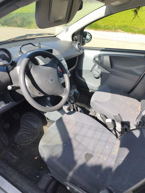 Image Feu arriere stop central - PEUGEOT 107