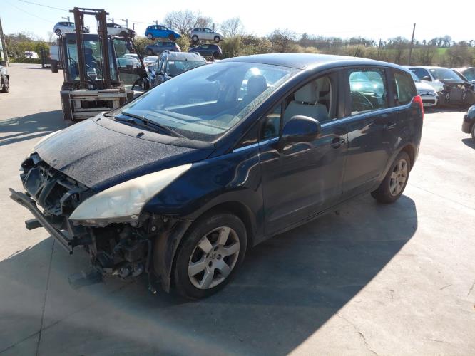 Image Capot - PEUGEOT 5008 1