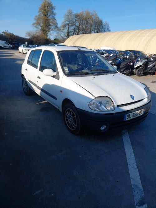 Image Pare choc avant - RENAULT CLIO 2