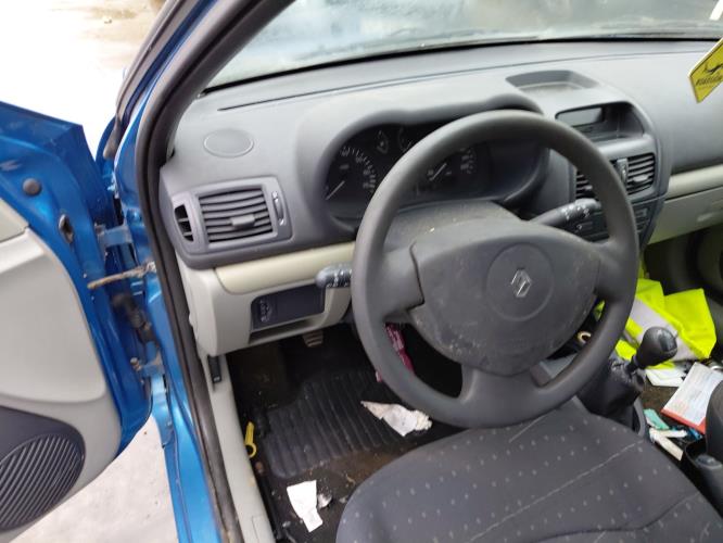 Image Malle/Hayon arriere - RENAULT CLIO 2