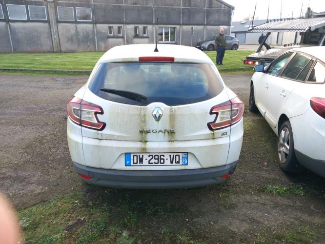 Image Feu diurne avant gauche - RENAULT MEGANE 3