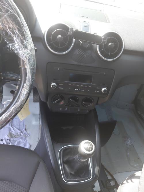 Image Porte avant droit - AUDI A1 1