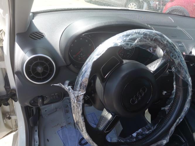 Image Porte avant droit - AUDI A1 1