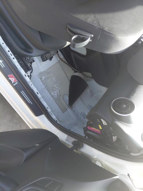 Image Porte avant droit - AUDI A1 1