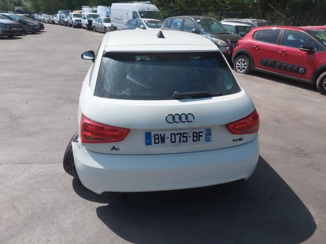 Image Porte avant droit - AUDI A1 1