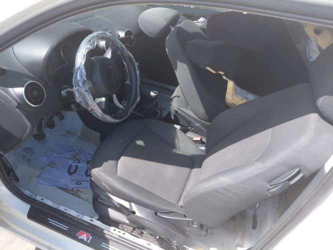 Image Porte avant droit - AUDI A1 1