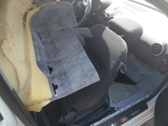 Image Porte avant droit - AUDI A1 1