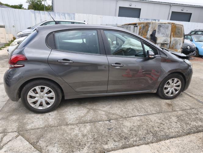 Image Boite de vitesses - PEUGEOT 208 1