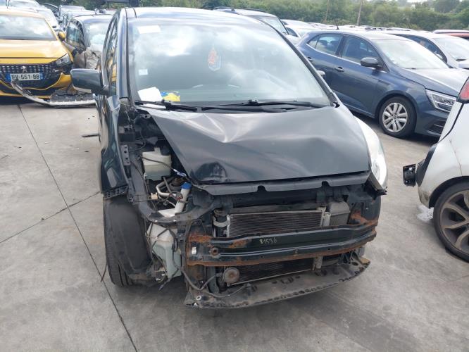 Image Porte avant gauche - KIA VENGA