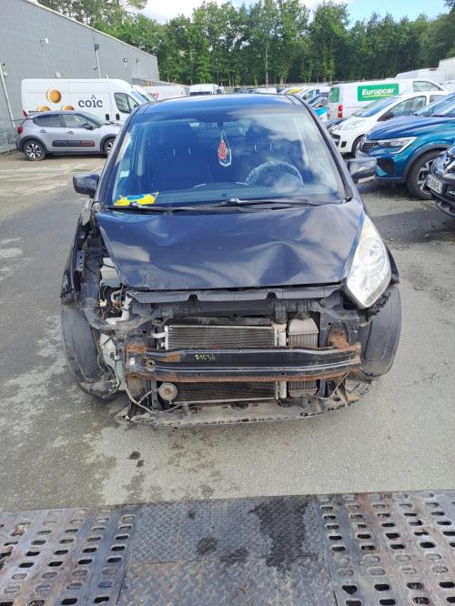 Image Porte avant gauche - KIA VENGA