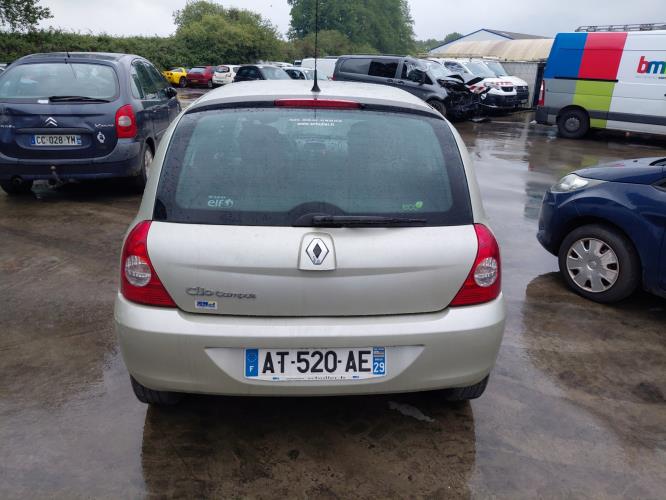 Image Pare choc arriere - RENAULT CLIO 2 CAMPUS