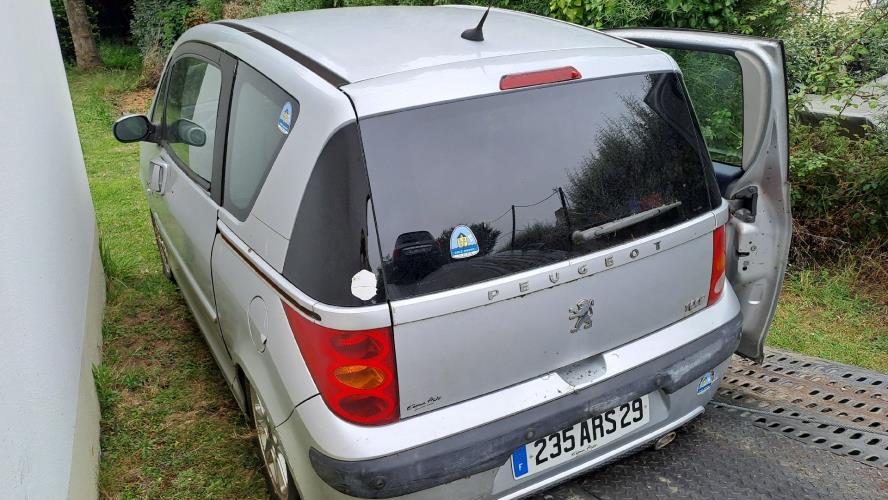 Image Boitier servitude moteur (BSM) - PEUGEOT 1007