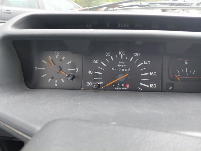 Image Porte avant gauche - PEUGEOT 205