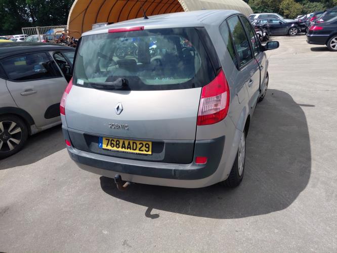 Image Pare choc avant - RENAULT SCENIC 2