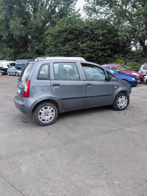 Image Porte avant droit - FIAT IDEA