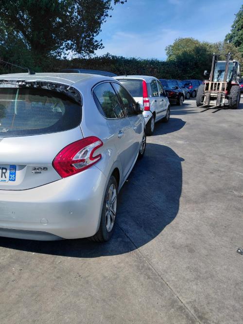 Image Serrure de capot - PEUGEOT 208 1