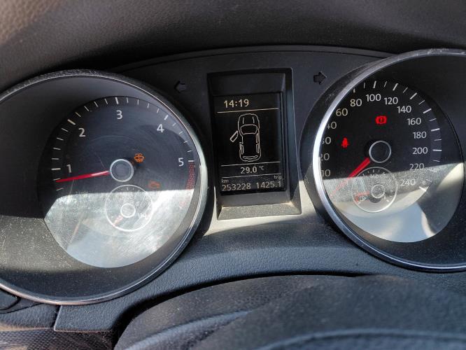 Image Capot - VOLKSWAGEN GOLF 6