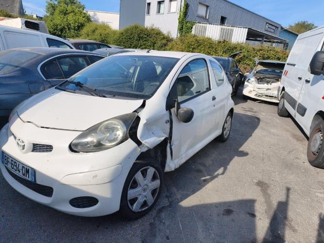 Image Pare choc avant - TOYOTA AYGO 1