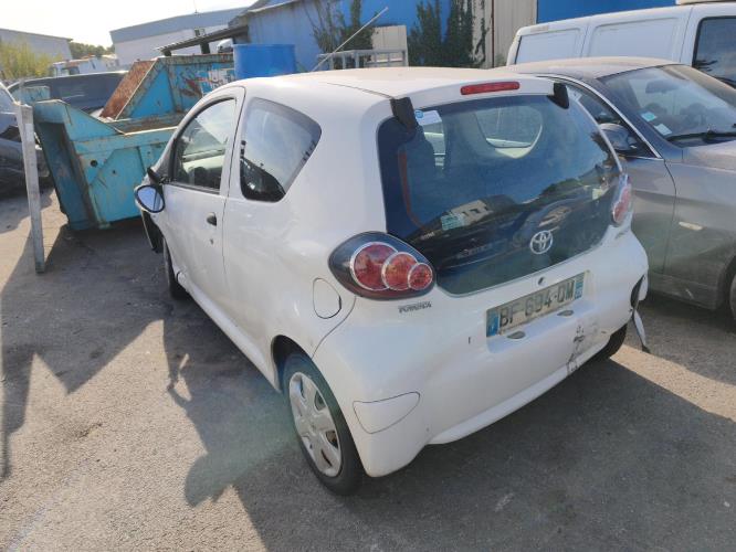 Image Pare choc avant - TOYOTA AYGO 1