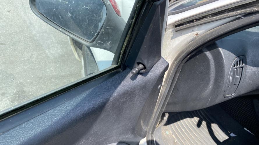 Porte Arrière Droit CITROEN SAXO Phase 1 - Occasion état Correct - Blanc