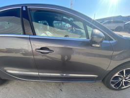 Foto pieza de coche