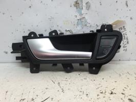 Poignee porte avant gauche audi a4 3 phase 1