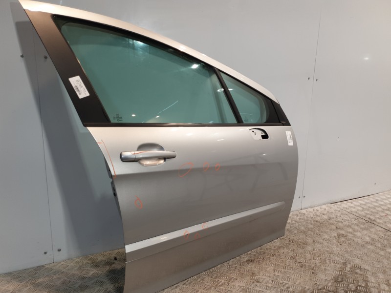 Porte avant droit peugeot 308 1 phase 1