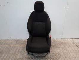 Siege avant gauche peugeot 208 1 phase 2