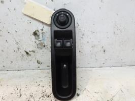 Interrupteur de leve vitre avant gauche renault twingo 3 phase 1