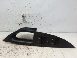 Interrupteur de leve vitre avant gauche seat altea phase 1
