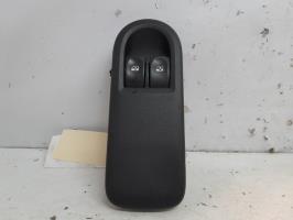 Interrupteur de leve vitre avant gauche renault clio 3 phase 2