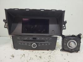 Ecran GPS renault latitude