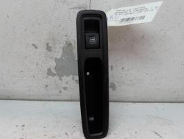 Interrupteur de leve vitre arriere gauche dacia sandero 3