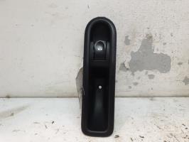 Interrupteur de leve vitre arriere gauche renault clio 3 phase 2