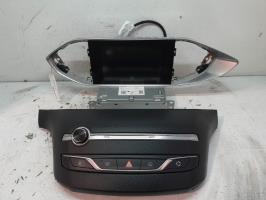 Ecran GPS peugeot 308 2 phase 1