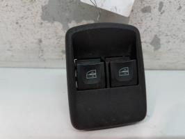 Interrupteur de leve vitre avant gauche dacia sandero 2 phase 2