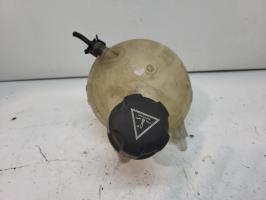 Vase d'expansion peugeot 308 1 phase 1