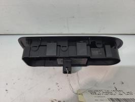 Interrupteur de leve vitre avant droit peugeot 308 1 phase 1
