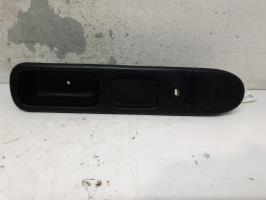 Interrupteur de leve vitre avant droit peugeot 307 phase 2