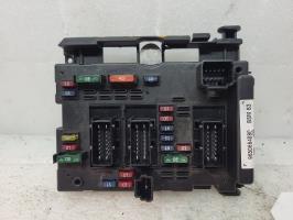 Boitier servitude moteur (BSM) peugeot 206 phase 1