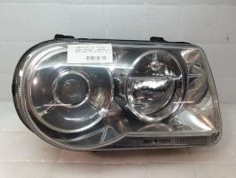 Optique avant principal droit (feux)(phare) chrysler 300c phase 1 break