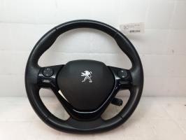 Volant peugeot 108