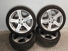 Jeu de 4 jantes  mercedes classe cls 219 phase 1