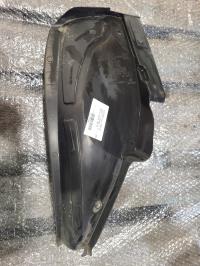 Pare boue arriere droit nissan 370 z coupe